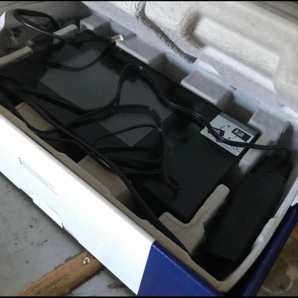 EUC Sony 7” digital photo frame/printer. - Picture 5 of 10